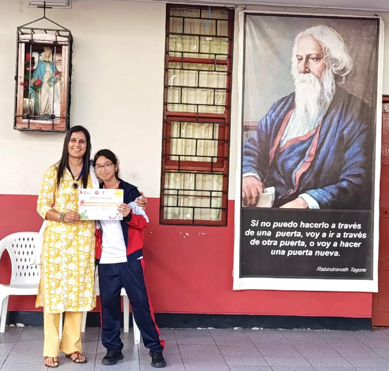Award ceremony for the painting competition “India of My Dreams” was held at R. Tagore School in Pueblo Libre